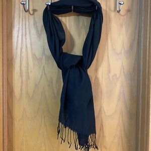 Black women’s scarf